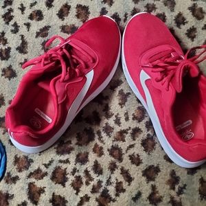 Athletic shoes mens size 11